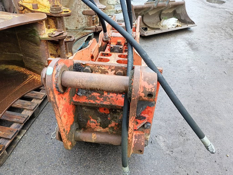 NPK E 210 GH9 hamer hammer hydraulic 18-25 ton 2000 - Ciocan hidraulic pentru Utilaje constructii: Foto 4 NPK E 210 GH9 hamer hammer hydraulic 18-25 ton 2000 - Ciocan hidraulic pentru Utilaje constructii: Foto 4