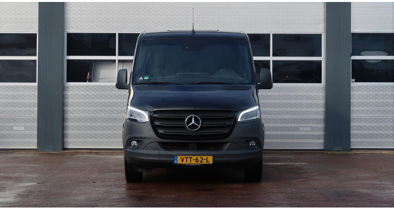 Mercedes-Benz Sprinter 319 1.9 CDI L2H1 AUT/ CAMERA/ LED/ ACC/ CLIMA/ MBUX/ TREKHAAK - Dubă: Foto 3 Mercedes-Benz Sprinter 319 1.9 CDI L2H1 AUT/ CAMERA/ LED/ ACC/ CLIMA/ MBUX/ TREKHAAK - Dubă: Foto 3