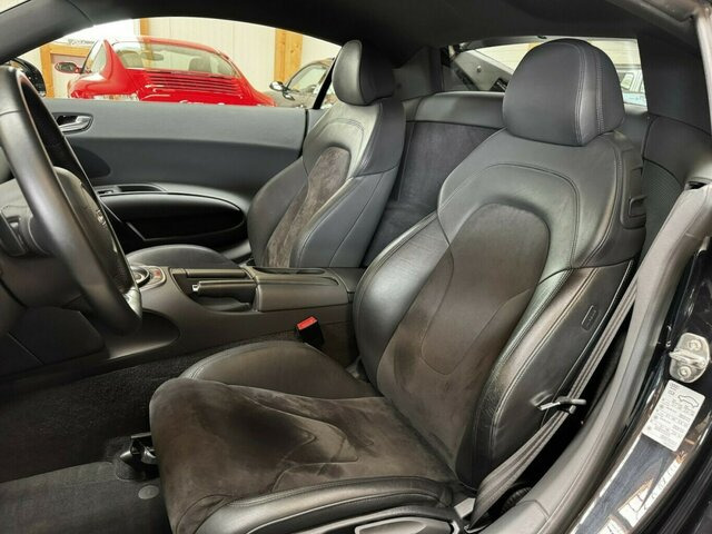 AUDI R8 4.2 FSI V8 quattro Coupé... - Automobil: Foto 5 AUDI R8 4.2 FSI V8 quattro Coupé... - Automobil: Foto 5