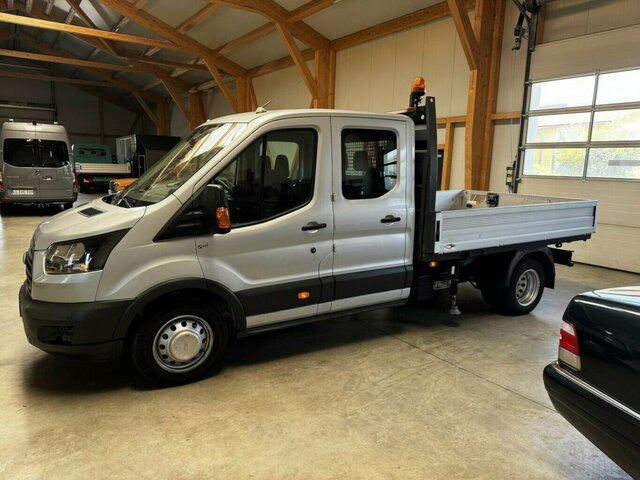 FORD Transit FT 350L Doka TdCI hydr. Fassi Kran... - Autoutilitară cu platformă, Autoutilitară cabină dublă: Foto 3 FORD Transit FT 350L Doka TdCI hydr. Fassi Kran... - Autoutilitară cu platformă, Autoutilitară cabină dublă: Foto 3
