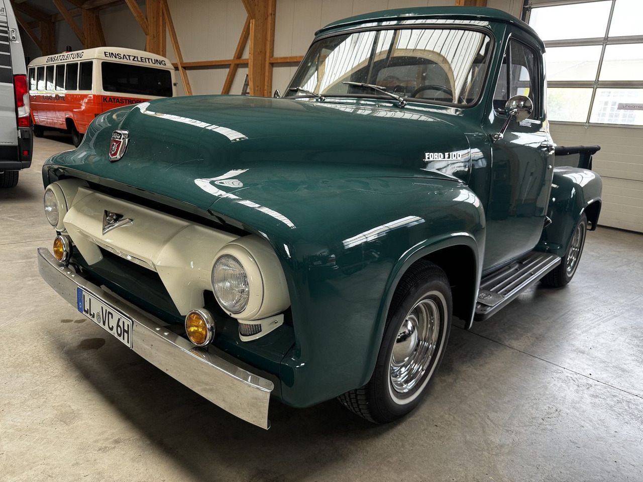 Ford F 100 V8 PickUp Custom Cab Top! - SUV: Foto 2 Ford F 100 V8 PickUp Custom Cab Top! - SUV: Foto 2