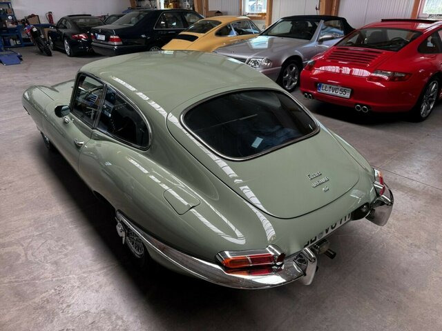 JAGUAR E-Type 4.2 Litre Series 1.5 FHC makellos... - Automobil: Foto 3 JAGUAR E-Type 4.2 Litre Series 1.5 FHC makellos... - Automobil: Foto 3