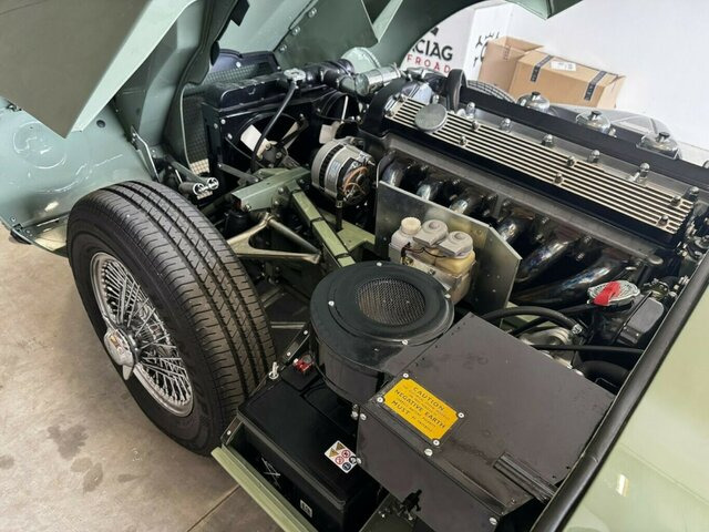 Automobil JAGUAR E-Type 4.2 Litre Series 1.5 FHC makellos!...: Foto 25