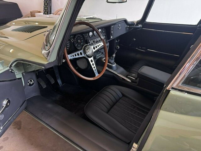 Automobil JAGUAR E-Type 4.2 Litre Series 1.5 FHC makellos!...: Foto 8