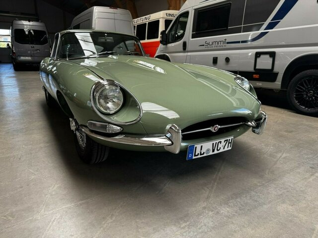 Automobil JAGUAR E-Type 4.2 Litre Series 1.5 FHC makellos!...: Foto 27