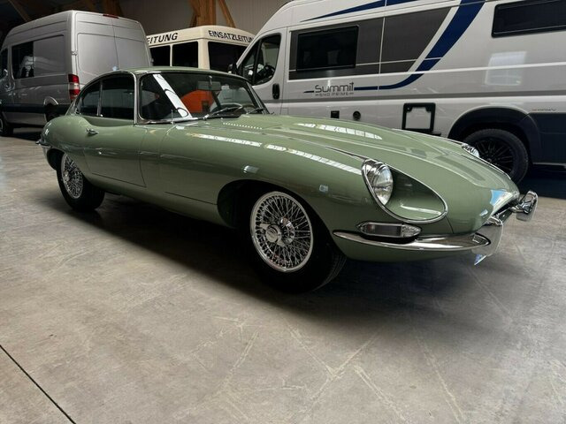 Automobil JAGUAR E-Type 4.2 Litre Series 1.5 FHC makellos!...: Foto 28