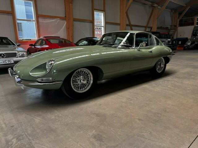 JAGUAR E-Type 4.2 Litre Series 1.5 FHC makellos... - Automobil: Foto 4 JAGUAR E-Type 4.2 Litre Series 1.5 FHC makellos... - Automobil: Foto 4
