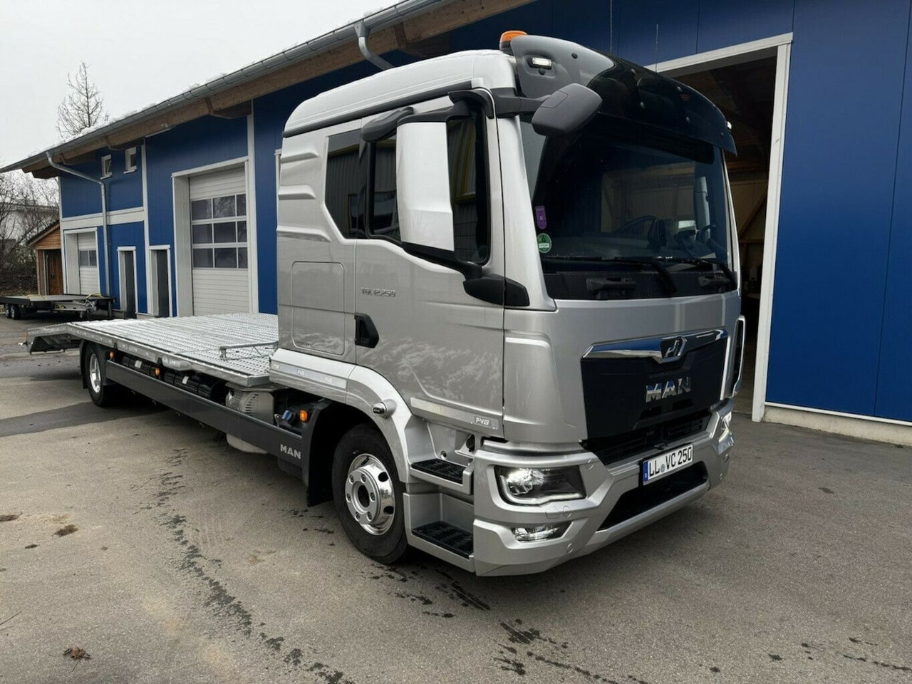 MAN TGL 12.250 BL Autotransporter Netto 116714- - Maşină de tractare: Foto 1 MAN TGL 12.250 BL Autotransporter Netto 116714- - Maşină de tractare: Foto 1