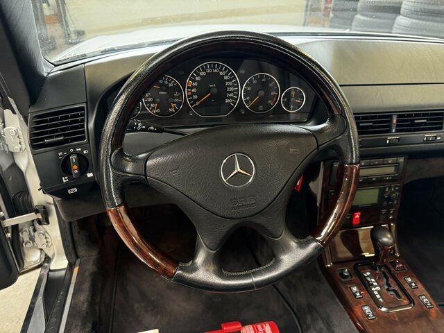 MERCEDES-BENZ SL 320 /280 R 129 Scheckheft Mercedes - Cabrio: Foto 5 MERCEDES-BENZ SL 320 /280 R 129 Scheckheft Mercedes - Cabrio: Foto 5