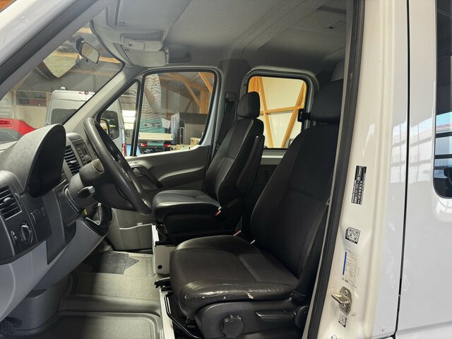 MERCEDES-BENZ Sprinter 316 CDI Doka 4x4 Allrad Plane - Autoutilitară cu prelată, Autoutilitară cabină dublă: Foto 4 MERCEDES-BENZ Sprinter 316 CDI Doka 4x4 Allrad Plane - Autoutilitară cu prelată, Autoutilitară cabină dublă: Foto 4