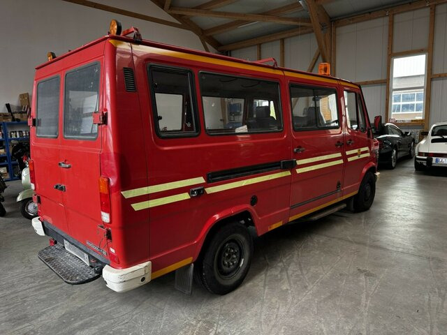 MERCEDES-BENZ T1 310 D Bremer Kombi Feuerwehr1. Hand... - Automobil: Foto 4 MERCEDES-BENZ T1 310 D Bremer Kombi Feuerwehr1. Hand... - Automobil: Foto 4