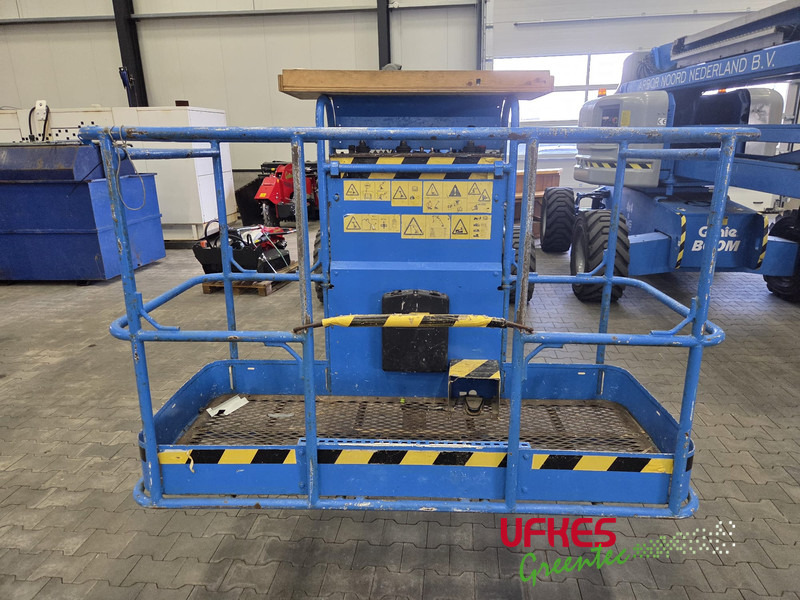 Genie Z-45/25J RT Articulated Boom Lift - Autopropulsată platformă: Foto 3 Genie Z-45/25J RT Articulated Boom Lift - Autopropulsată platformă: Foto 3
