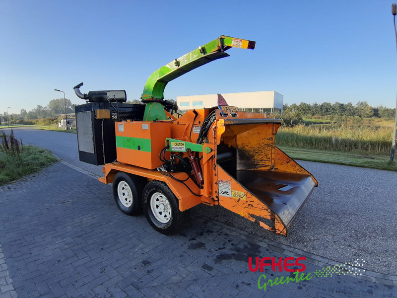 Woodsman 18 XX - Tocător de lemne: Foto 1 Woodsman 18 XX - Tocător de lemne: Foto 1