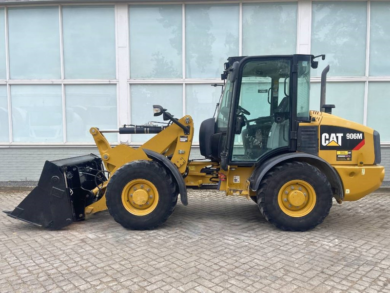 Cat 906 M    2018 - Încărcător frontal pe pneuri: Foto 3 Cat 906 M    2018 - Încărcător frontal pe pneuri: Foto 3