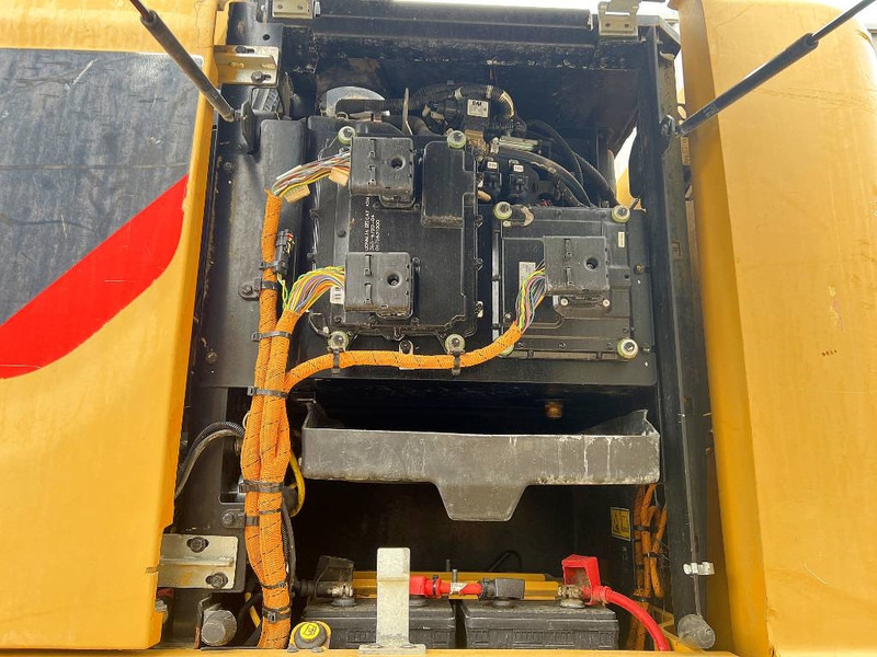 Excavator pentru manipulare de materiale pentru transport de deşeurilor Cat MH3022 2015 CE: Foto 13