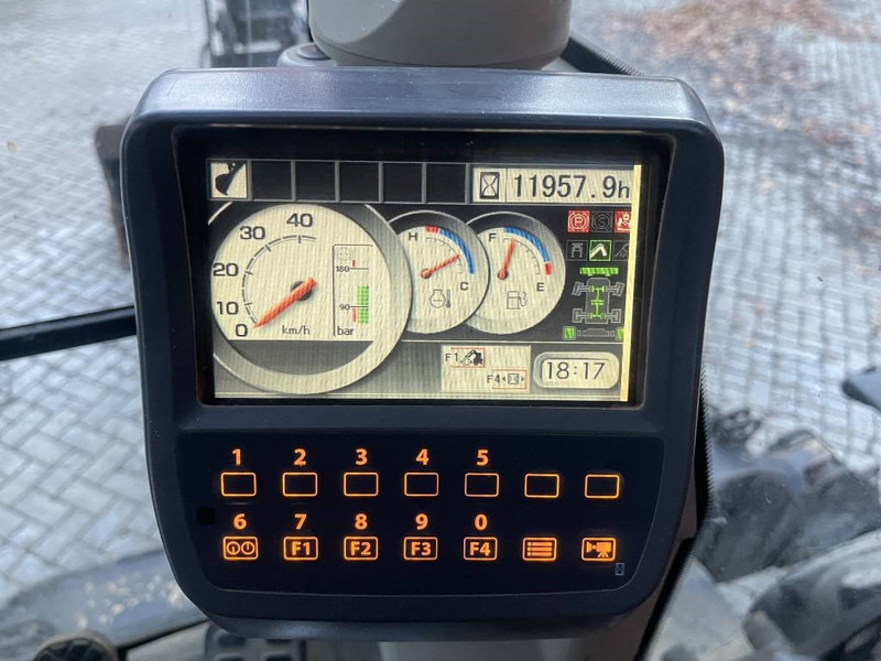 Excavator pe roţi Hitachi ZX 140 W-3: Foto 14