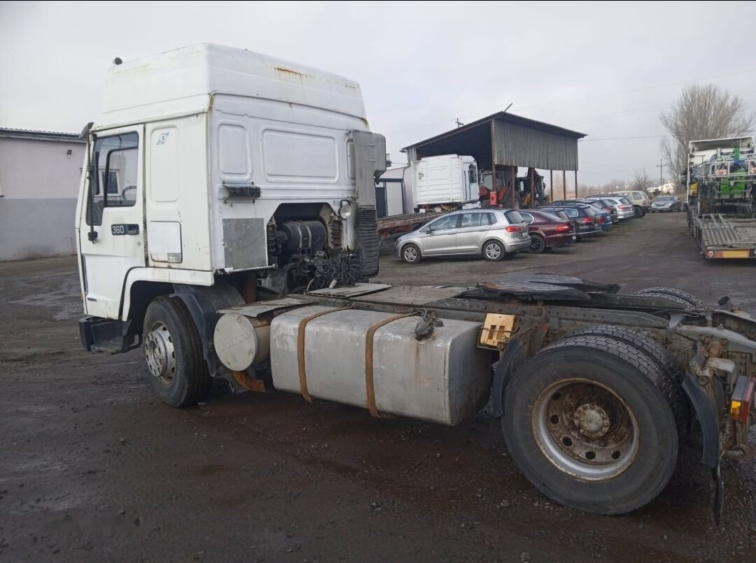 Volvo FL10 - Cap tractor: Foto 4 Volvo FL10 - Cap tractor: Foto 4
