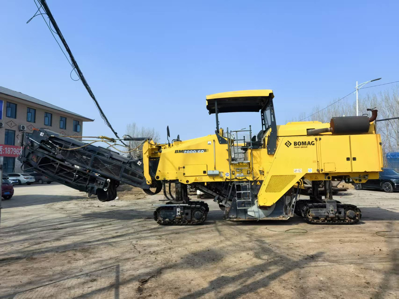 BOMAG Second Hand Asphalt Milling Machine BM2000/60 Asphalt Cold Milling Machine Price - Utilaje pentru frezare: Foto 2 BOMAG Second Hand Asphalt Milling Machine BM2000/60 Asphalt Cold Milling Machine Price - Utilaje pentru frezare: Foto 2