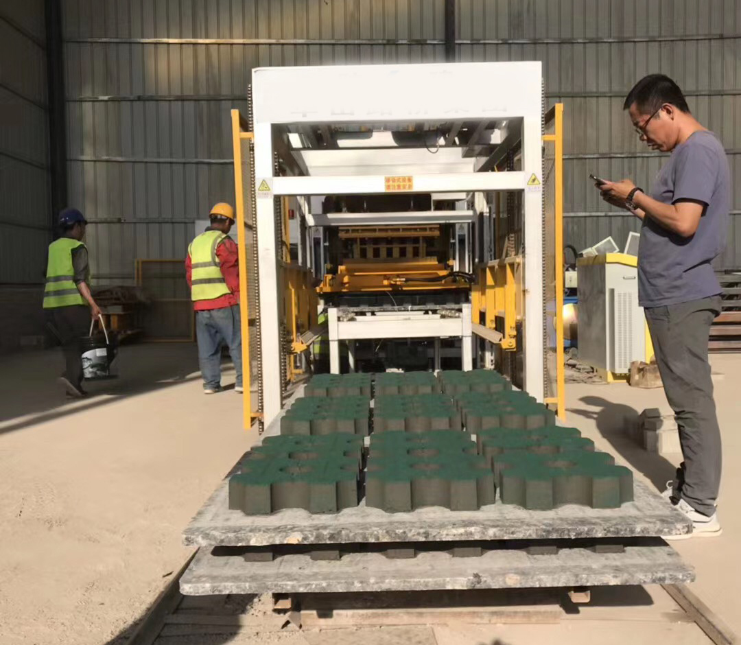 XCMG MM10-15 Hydraform Interlocking Brick Machine Block Making Machine in Nigeria Kenya South Africa - Vibropresa: Foto 2 XCMG MM10-15 Hydraform Interlocking Brick Machine Block Making Machine in Nigeria Kenya South Africa - Vibropresa: Foto 2