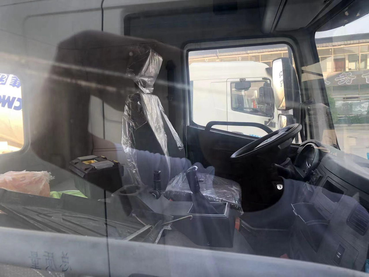 XCMG Official G12V Used Cement Mixer Truck Second Hand Diesel Concrete Mixer Truck - Autobetonieră: Foto 4 XCMG Official G12V Used Cement Mixer Truck Second Hand Diesel Concrete Mixer Truck - Autobetonieră: Foto 4