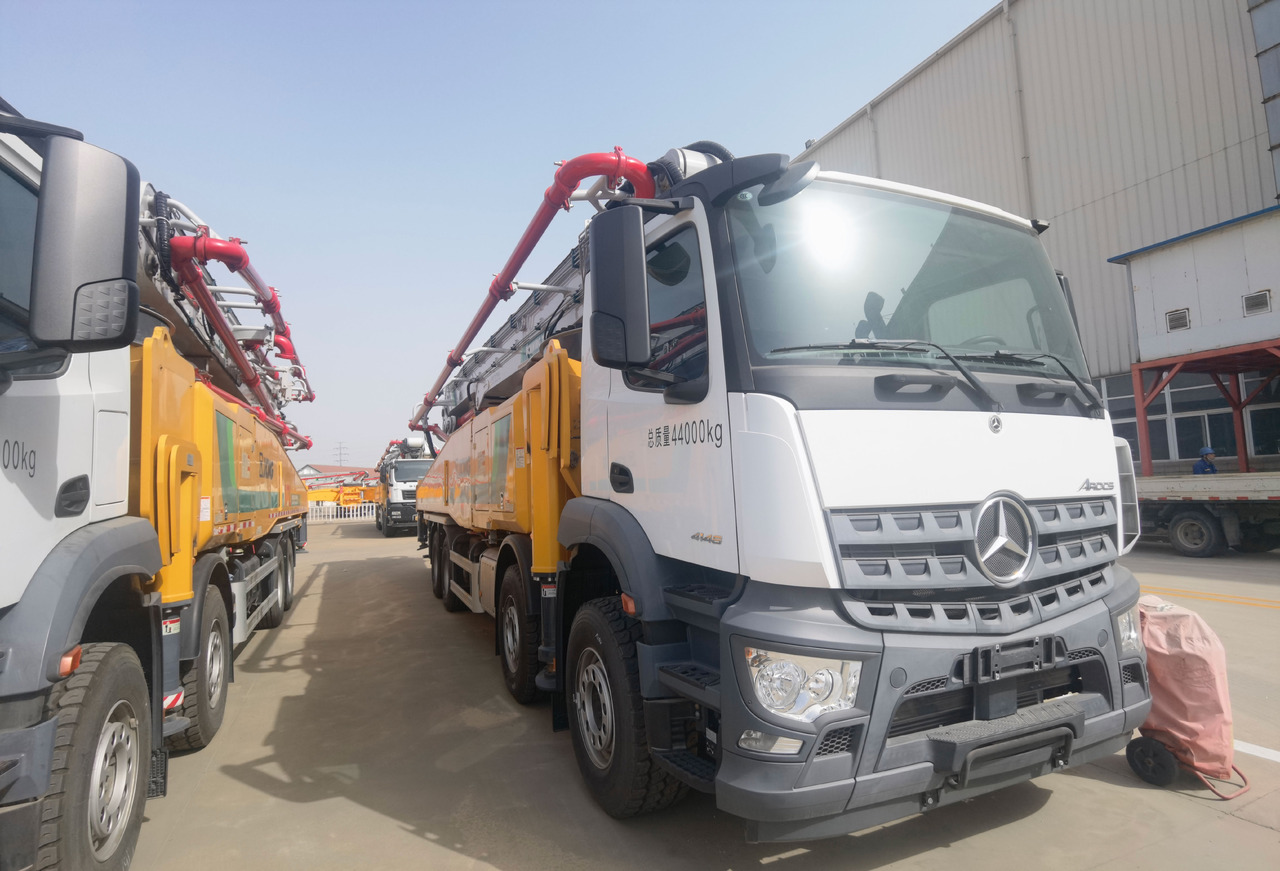 XCMG Official Schwing Concrete Pump HB62V Used Telescopic Concrete Pump Truck Price - Autopompă de beton: Foto 2 XCMG Official Schwing Concrete Pump HB62V Used Telescopic Concrete Pump Truck Price - Autopompă de beton: Foto 2