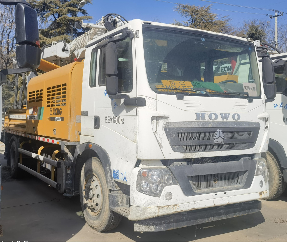 XCMG Official Schwing HPC30V Used Truck Mounted Concrete Spraying Machine For Sale - Utilaj pentru beton: Foto 3 XCMG Official Schwing HPC30V Used Truck Mounted Concrete Spraying Machine For Sale - Utilaj pentru beton: Foto 3