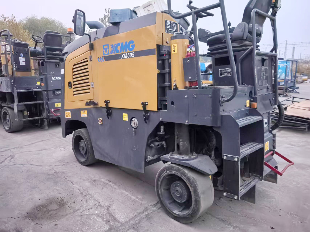 XCMG Official Second Hand Road Building Machine XM505 Small Asphalt Milling Machine For Sale - Utilaje pentru frezare: Foto 3 XCMG Official Second Hand Road Building Machine XM505 Small Asphalt Milling Machine For Sale - Utilaje pentru frezare: Foto 3
