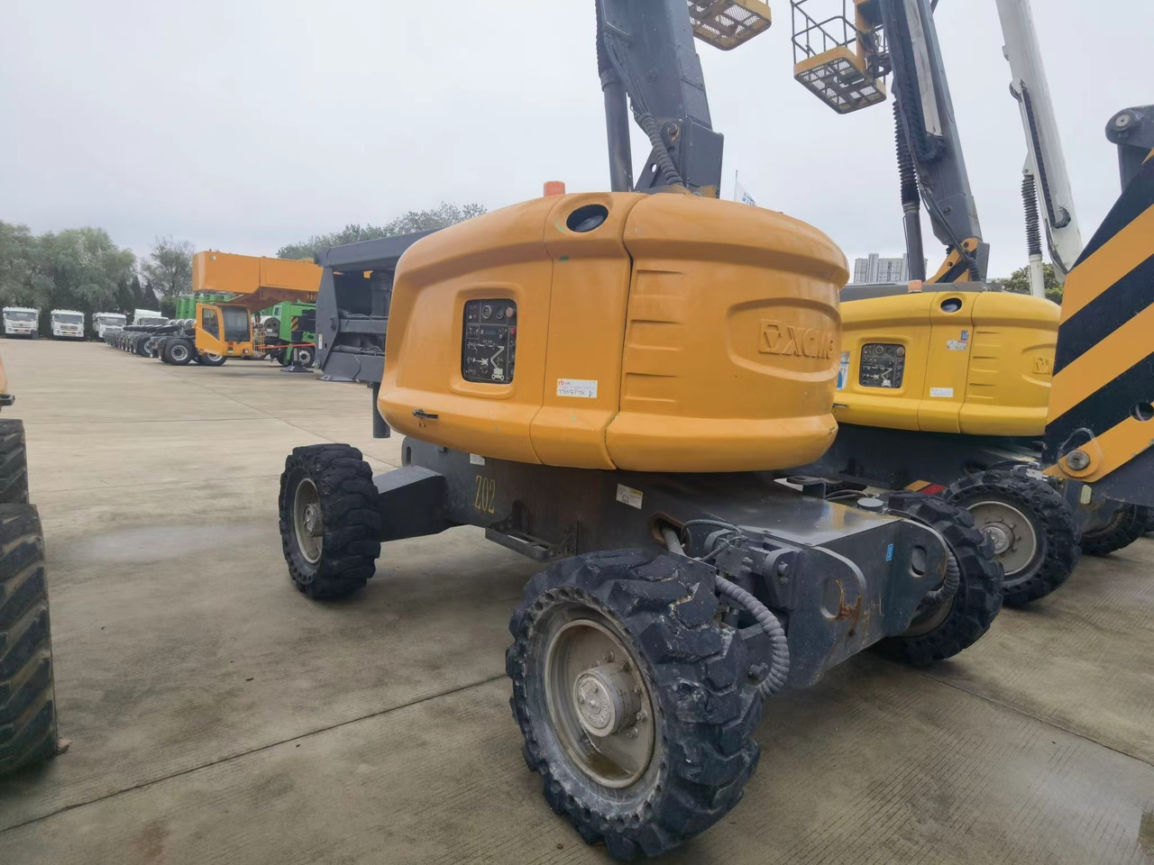 XCMG Official Used Aerial Work Platform Lift GTBZ18A1 18m Cherry Picker Boom Lift Hot Sale - Nacela articulata: Foto 3 XCMG Official Used Aerial Work Platform Lift GTBZ18A1 18m Cherry Picker Boom Lift Hot Sale - Nacela articulata: Foto 3