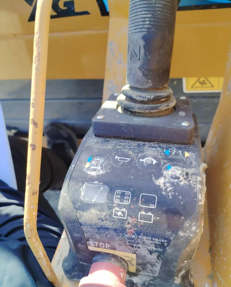 XCMG XG1008HA-Li 10m used Lithium battery scissor aerial work platform - Platforma foarfeca: Foto 5 XCMG XG1008HA-Li 10m used Lithium battery scissor aerial work platform - Platforma foarfeca: Foto 5