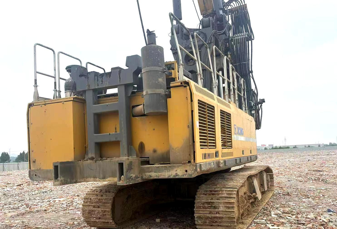 XCMG second hand XR360E crawler rotary drilling rig in stock - Maşină de foraj: Foto 3 XCMG second hand XR360E crawler rotary drilling rig in stock - Maşină de foraj: Foto 3