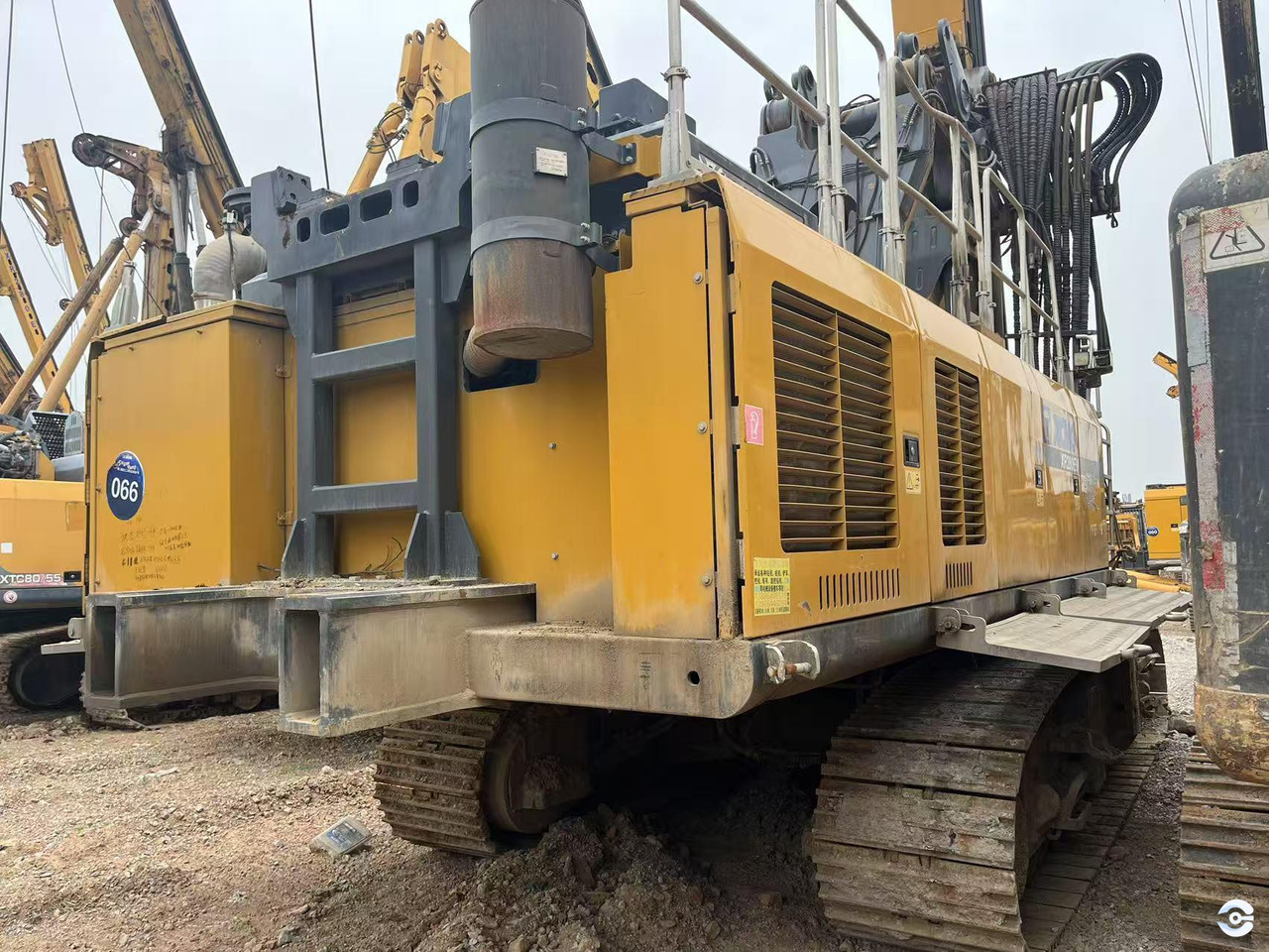XCMG used XR280E hydraulic pile machine drilling rig rotary price - Maşină de foraj: Foto 5 XCMG used XR280E hydraulic pile machine drilling rig rotary price - Maşină de foraj: Foto 5