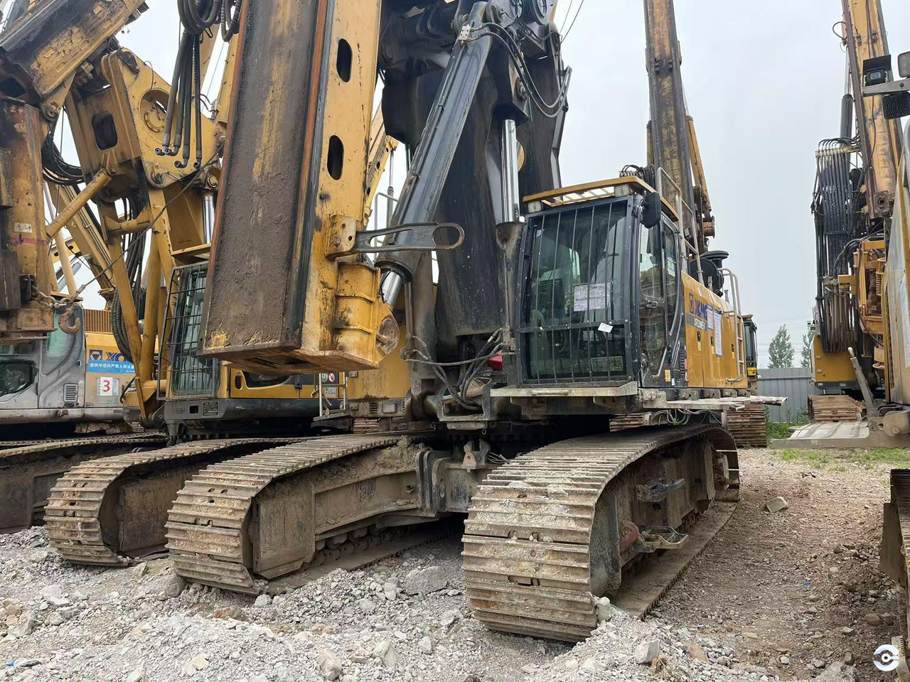 XCMG used XR280E hydraulic pile machine drilling rig rotary price - Maşină de foraj: Foto 4 XCMG used XR280E hydraulic pile machine drilling rig rotary price - Maşină de foraj: Foto 4