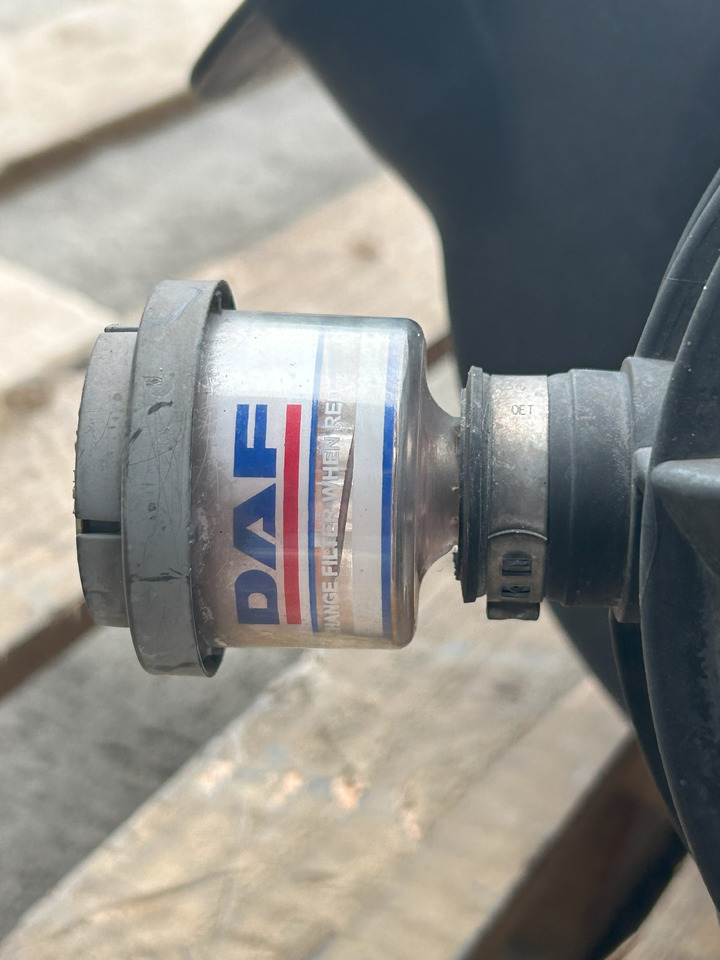 DAF CF EURO 6 AIR FILTER HOUSING - Filtru de aer: Foto 3 DAF CF EURO 6 AIR FILTER HOUSING - Filtru de aer: Foto 3
