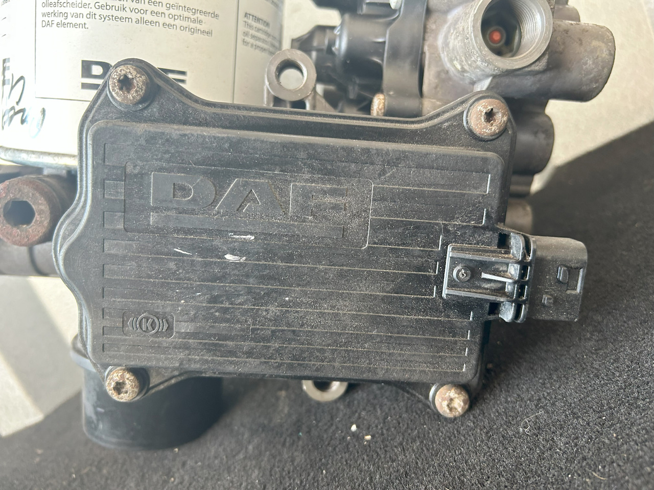 DAF CF XF 106 480 APU KIT ZEL2100 1973210 ( ELA1000 + AE6000) - Supapă frână: Foto 3 DAF CF XF 106 480 APU KIT ZEL2100 1973210 ( ELA1000 + AE6000) - Supapă frână: Foto 3