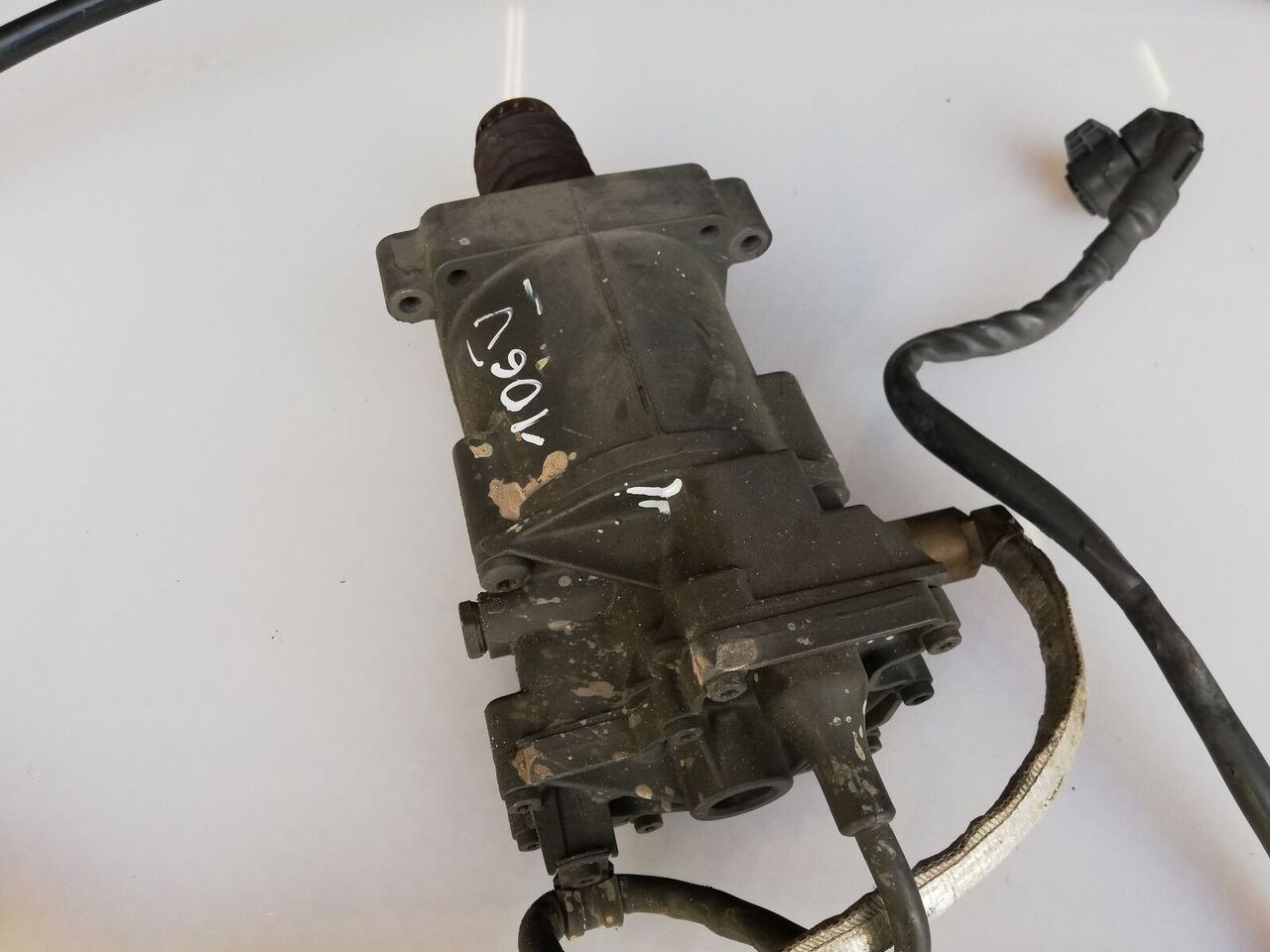 DAF XF 106 0501219051 DAF XF 106 truck - Cilindru ambreiaj pentru Camion: Foto 4 DAF XF 106 0501219051 DAF XF 106 truck - Cilindru ambreiaj pentru Camion: Foto 4