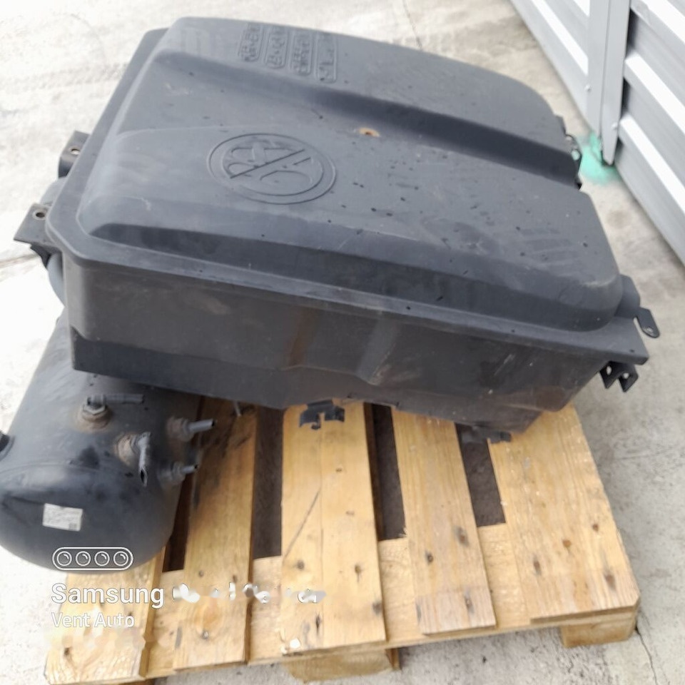 DAF XF 106 1901818 DAF 1901818 truck - Acumulator pentru Camion: Foto 2 DAF XF 106 1901818 DAF 1901818 truck - Acumulator pentru Camion: Foto 2