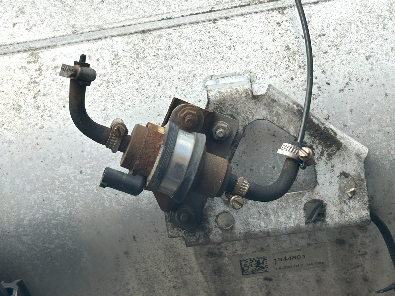 DAF XF 106 480 845L 2327x675x620 - Rezervor combustibil pentru Camion: Foto 4 DAF XF 106 480 845L 2327x675x620 - Rezervor combustibil pentru Camion: Foto 4