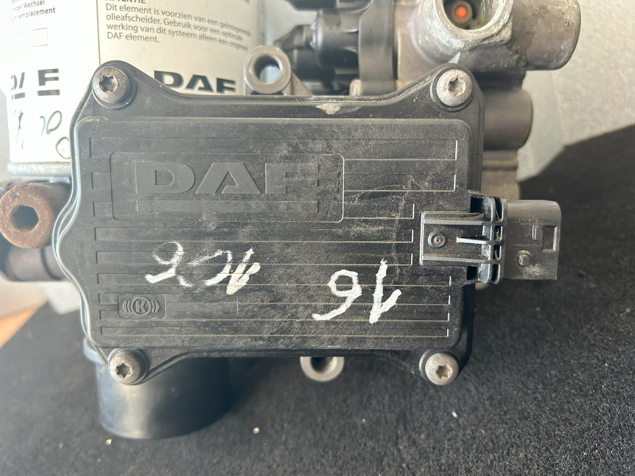 DAF XF 106 480 APU KIT ZEL2100 2027747 ( ELA1000 + AE6000) - Supapă frână: Foto 3 DAF XF 106 480 APU KIT ZEL2100 2027747 ( ELA1000 + AE6000) - Supapă frână: Foto 3