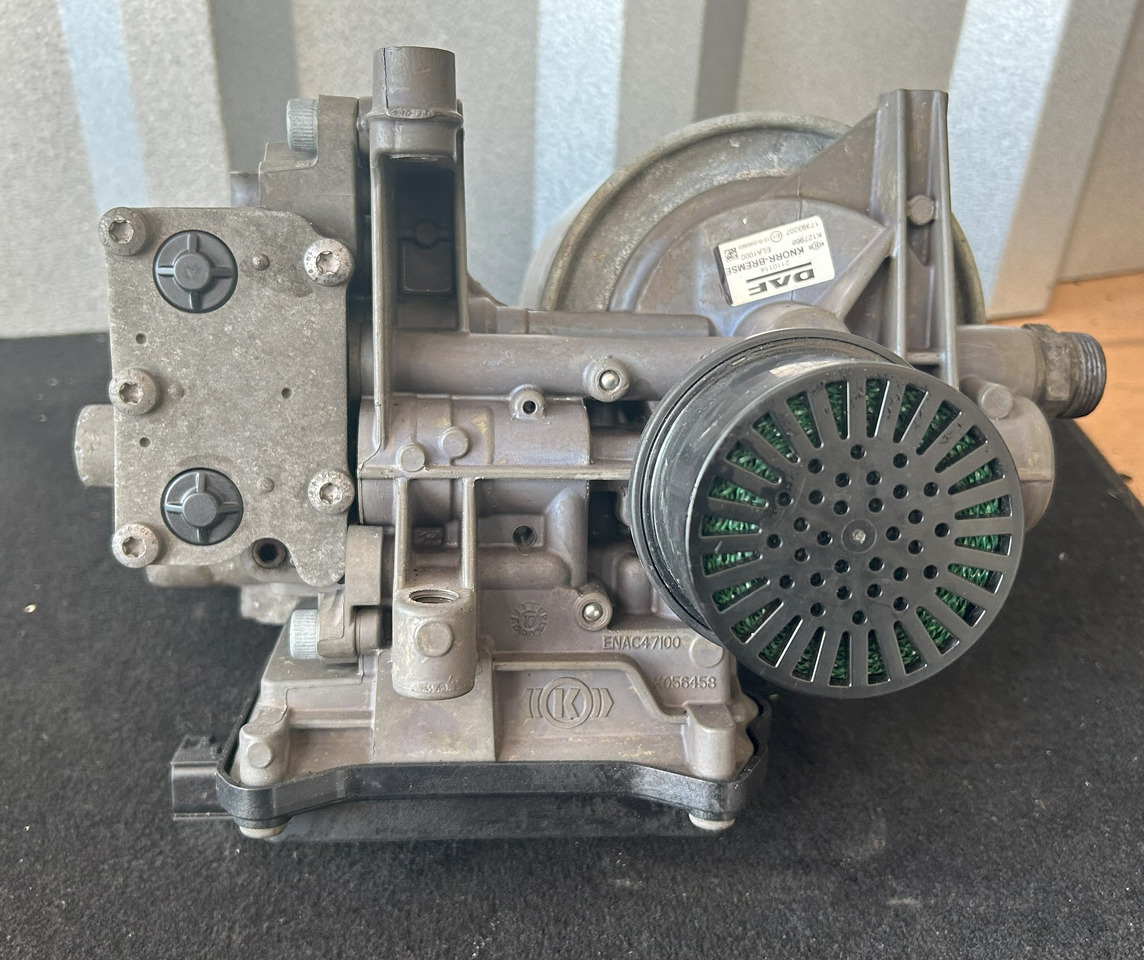 DAF XF 106 480 APU KIT ZEL2100 2027747 ( ELA1000 + AE6000) - Supapă frână: Foto 5 DAF XF 106 480 APU KIT ZEL2100 2027747 ( ELA1000 + AE6000) - Supapă frână: Foto 5