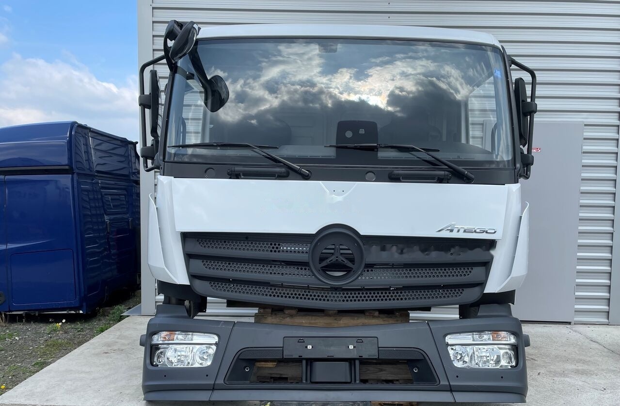 FRONT BUMPER COMPLETE EXTRA COST 700EU Mercedes-Benz ATEGO Euro 6 Mercedes-Benz 1523 L, 1524 L, 1527 L, 1530 - Cabină pentru Camion: Foto 1 FRONT BUMPER COMPLETE EXTRA COST 700EU Mercedes-Benz ATEGO Euro 6 Mercedes-Benz 1523 L, 1524 L, 1527 L, 1530 - Cabină pentru Camion: Foto 1