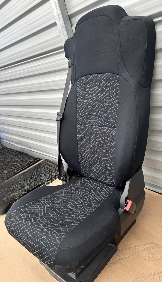 MERCEDES ACTROS MP4 PASSENGER SEAT - Scaun: Foto 5 MERCEDES ACTROS MP4 PASSENGER SEAT - Scaun: Foto 5