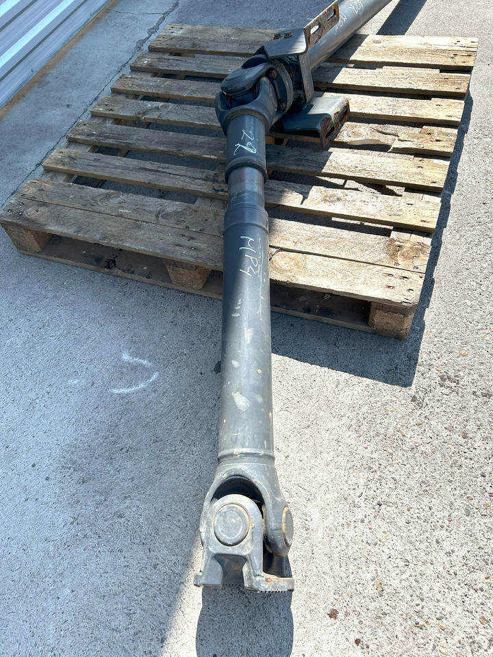 MERCEDES-BENZ ACTROS MP4 DRIVE SHAFT - Arbore cardanic: Foto 2 MERCEDES-BENZ ACTROS MP4 DRIVE SHAFT - Arbore cardanic: Foto 2