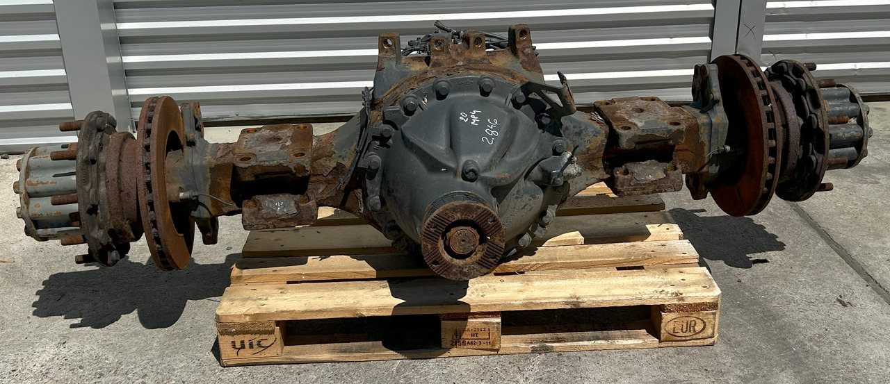 MERCEDES-BENZ REAR AXLE + HUBS ACTROS MP4 R440-13 2,846 - Axă spate pentru Camion: Foto 1 MERCEDES-BENZ REAR AXLE + HUBS ACTROS MP4 R440-13 2,846 - Axă spate pentru Camion: Foto 1