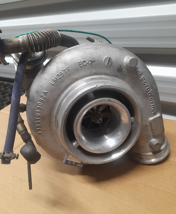 MERCEDES BorgWarner MERCEDES ACTROS MP4 - Turbocompresor pentru Camion: Foto 2 MERCEDES BorgWarner MERCEDES ACTROS MP4 - Turbocompresor pentru Camion: Foto 2