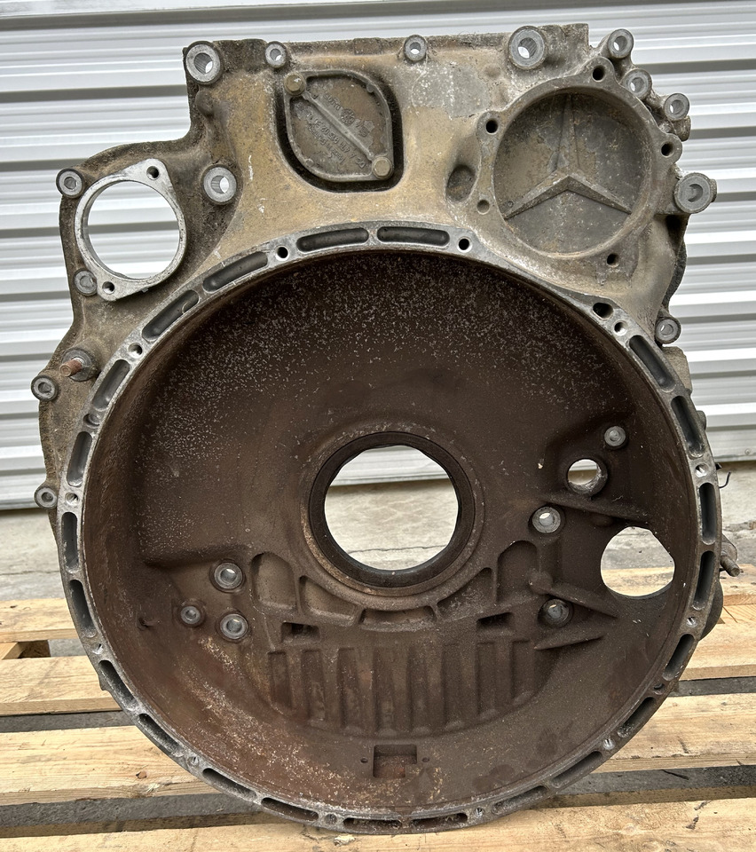 MERCEDES CLUTCH TIMING HOUSING ACTROS MP4 - Axa cu came: Foto 2 MERCEDES CLUTCH TIMING HOUSING ACTROS MP4 - Axa cu came: Foto 2