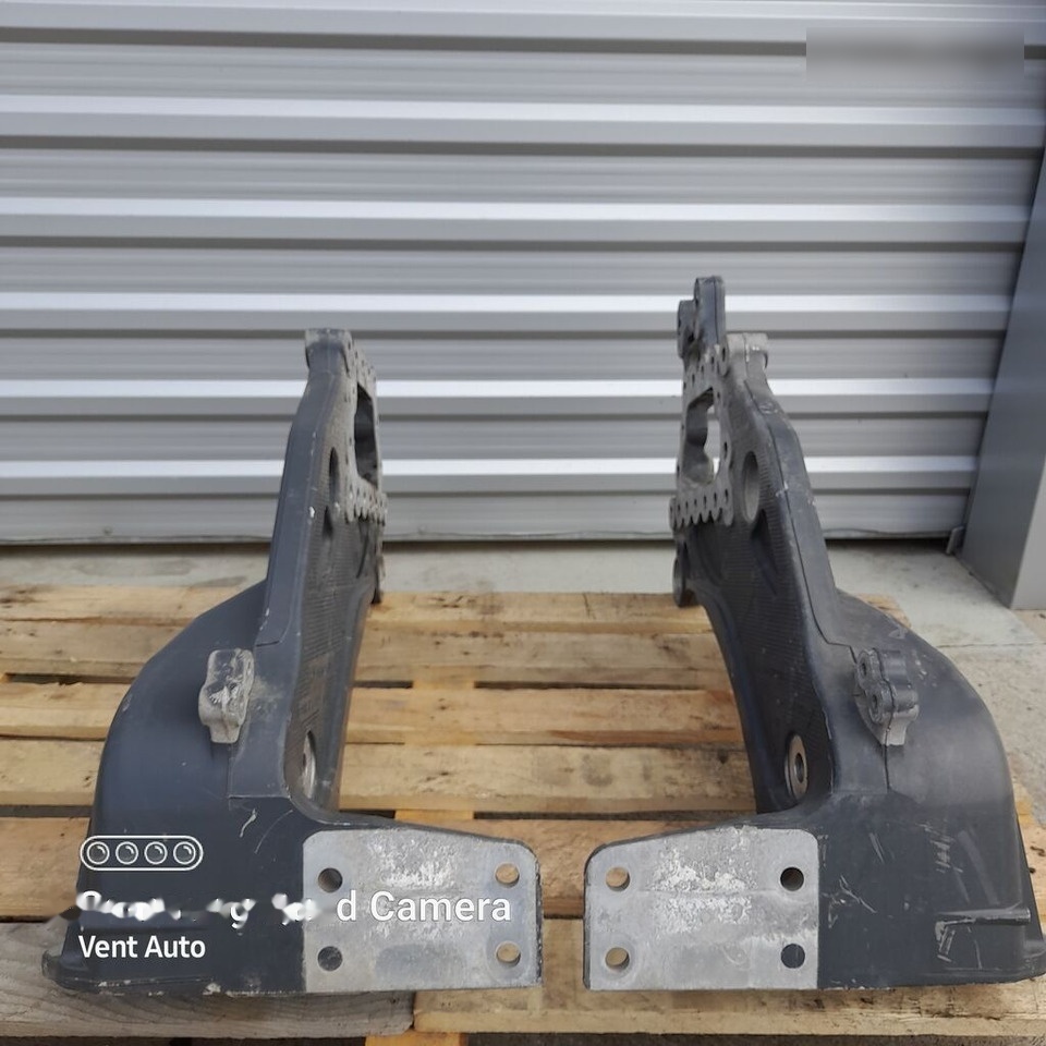 MOCOWANIE/ WSPORNIK RESORA RIGHT Mercedes-Benz ACTROS MP4 A9603224001 Mercedes-Benz A9603224001 - Suspensie cabină pentru Camion: Foto 4 MOCOWANIE/ WSPORNIK RESORA RIGHT Mercedes-Benz ACTROS MP4 A9603224001 Mercedes-Benz A9603224001 - Suspensie cabină pentru Camion: Foto 4