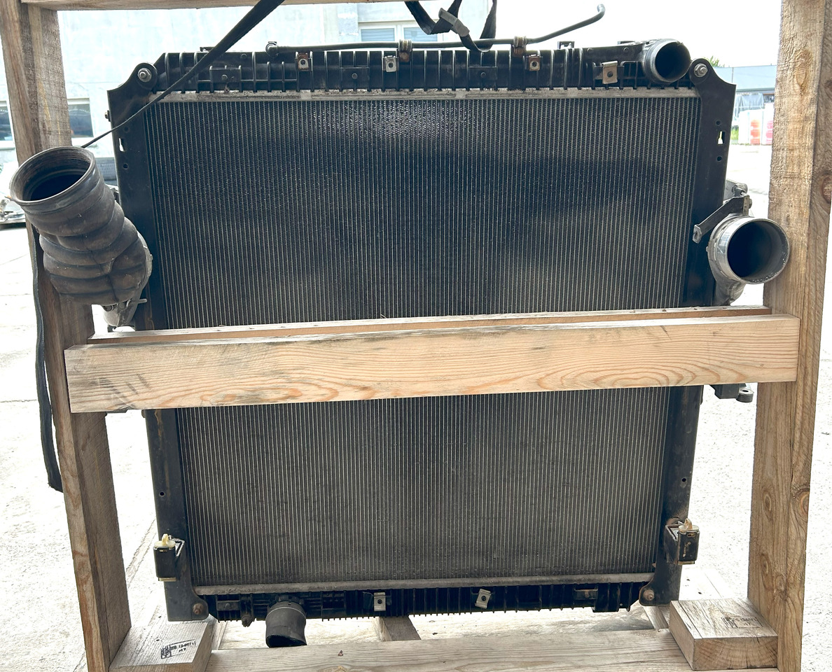 Mercedes ACTROS MP4 COOLERS SET - Radiator: Foto 2 Mercedes ACTROS MP4 COOLERS SET - Radiator: Foto 2