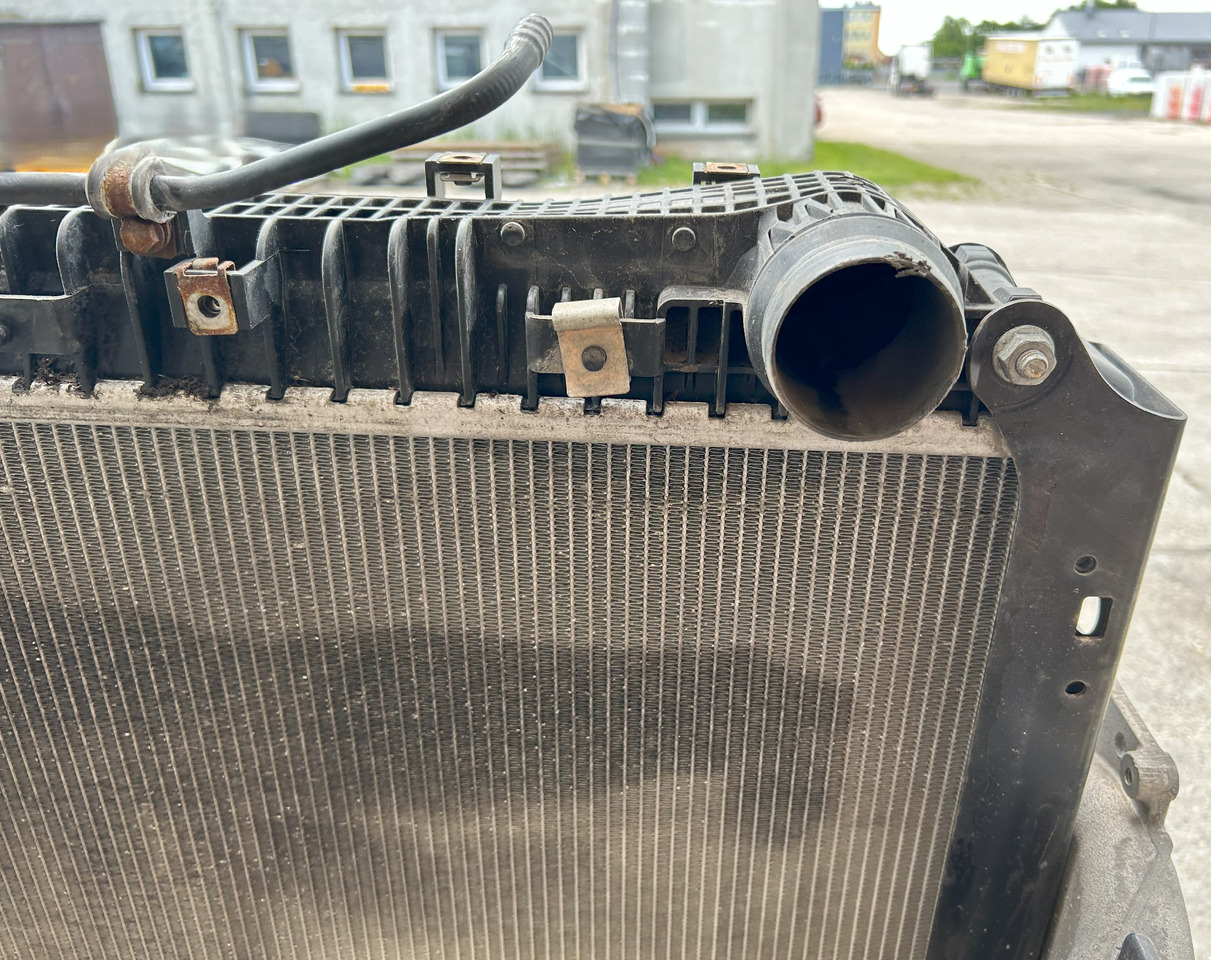 Mercedes ACTROS MP4 COOLERS SET - Radiator: Foto 3 Mercedes ACTROS MP4 COOLERS SET - Radiator: Foto 3