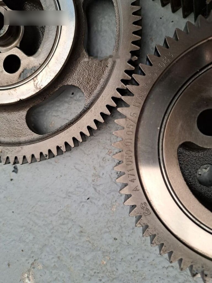 Mercedes-Benz ACTROS MP4 OM471 Mercedes-Benz ACTROS MP4 truck - Axa cu came pentru Camion: Foto 3 Mercedes-Benz ACTROS MP4 OM471 Mercedes-Benz ACTROS MP4 truck - Axa cu came pentru Camion: Foto 3