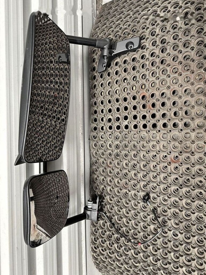 Mercedes-Benz ATEGO A9408101419   Mercedes-Benz truck - Oglinda retrovizoare pentru Camion: Foto 2 Mercedes-Benz ATEGO A9408101419   Mercedes-Benz truck - Oglinda retrovizoare pentru Camion: Foto 2